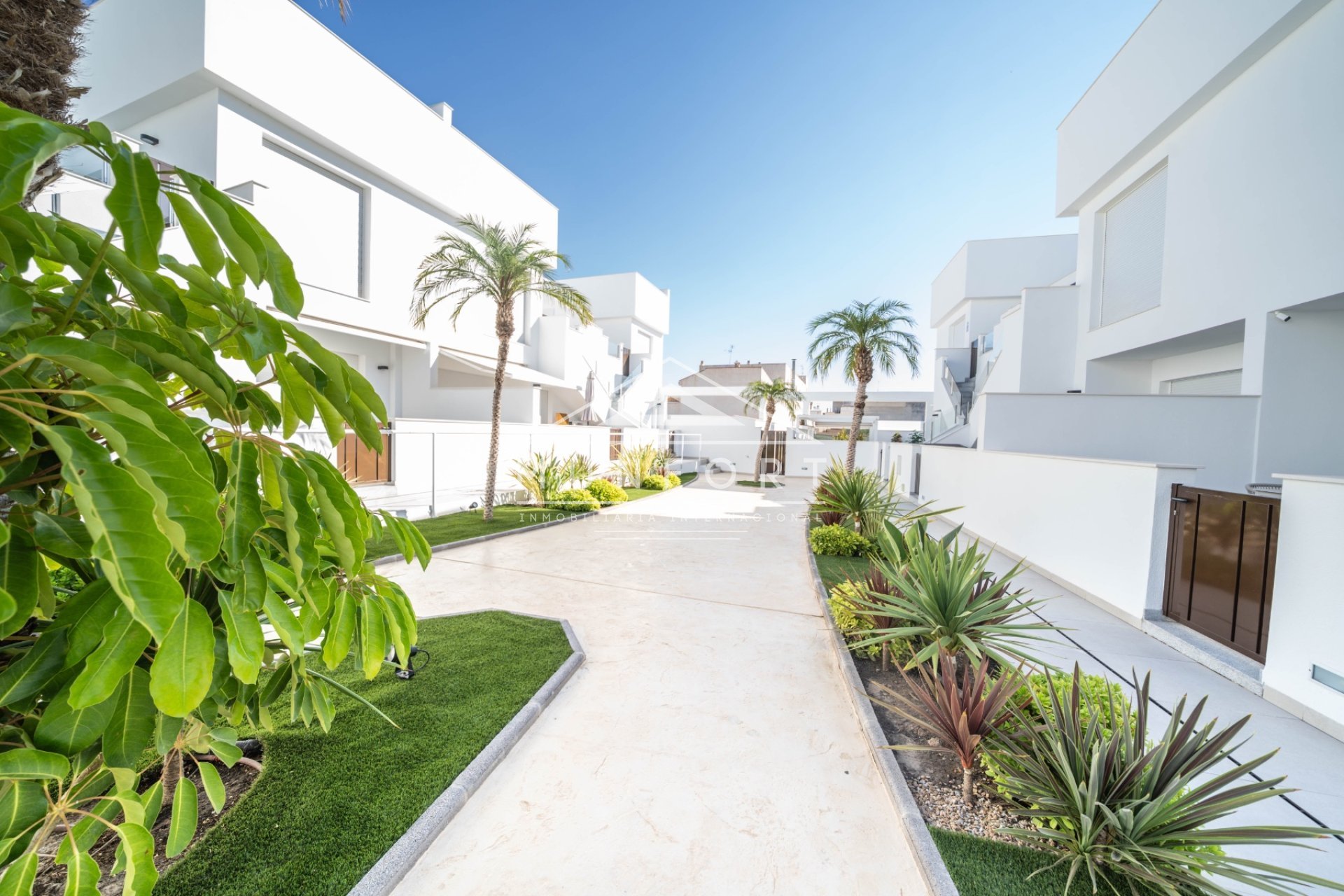 Resale - Bungalows -
Pilar de la Horadada
