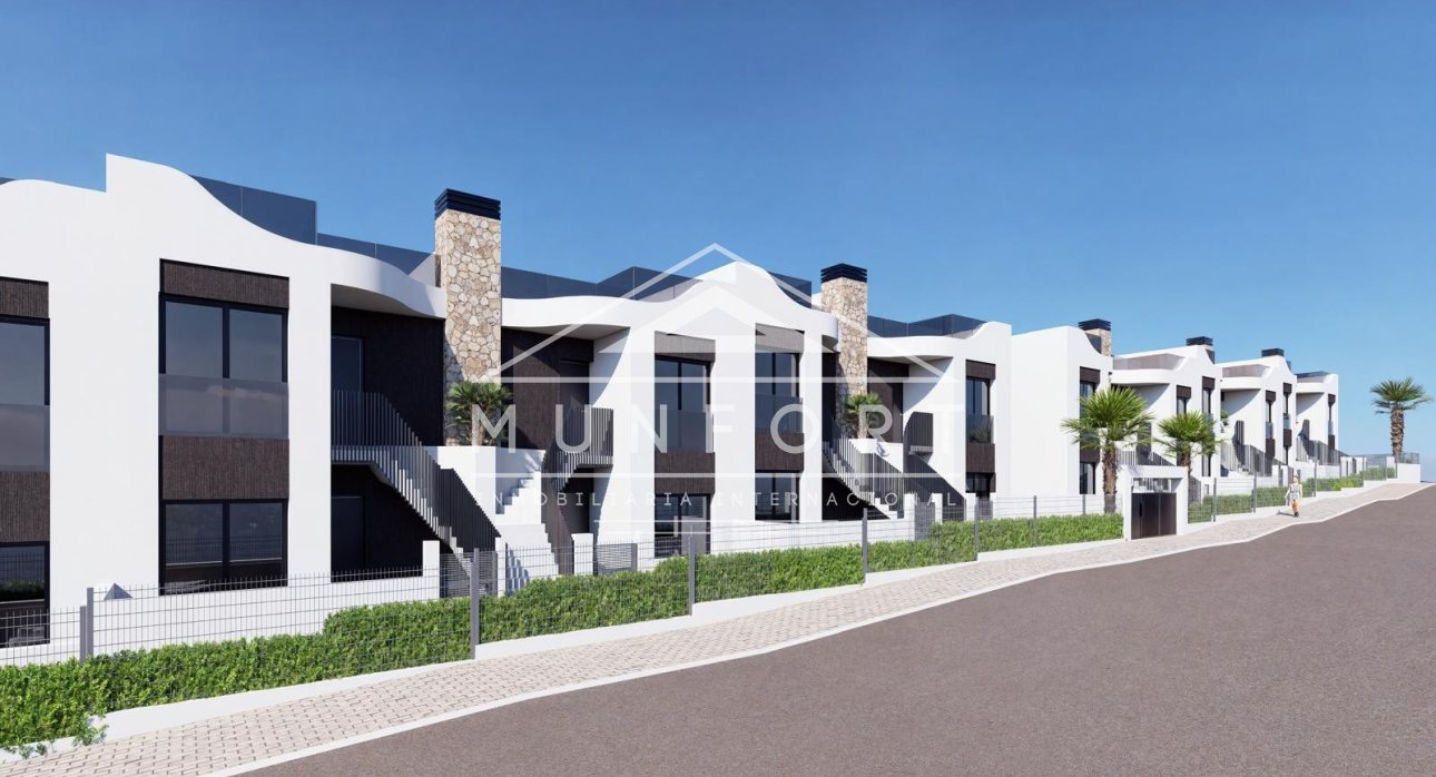 Resale - Bungalows -
San Miguel de Salinas - Ciudad de las Comunicaciones