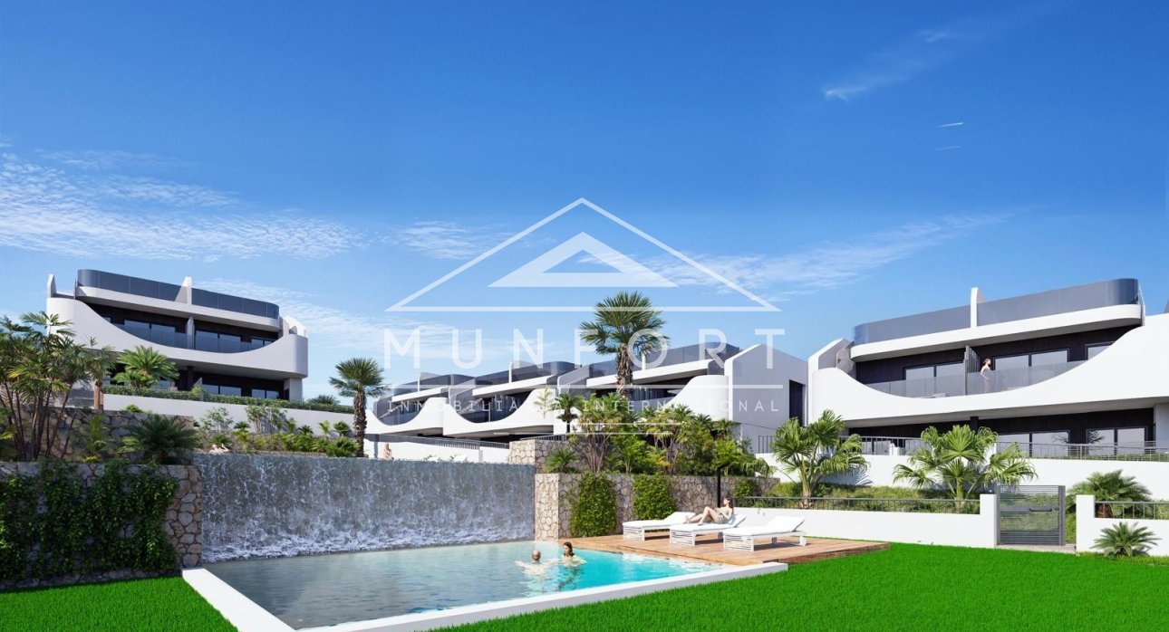 Resale - Bungalows -
San Miguel de Salinas - Ciudad de las Comunicaciones