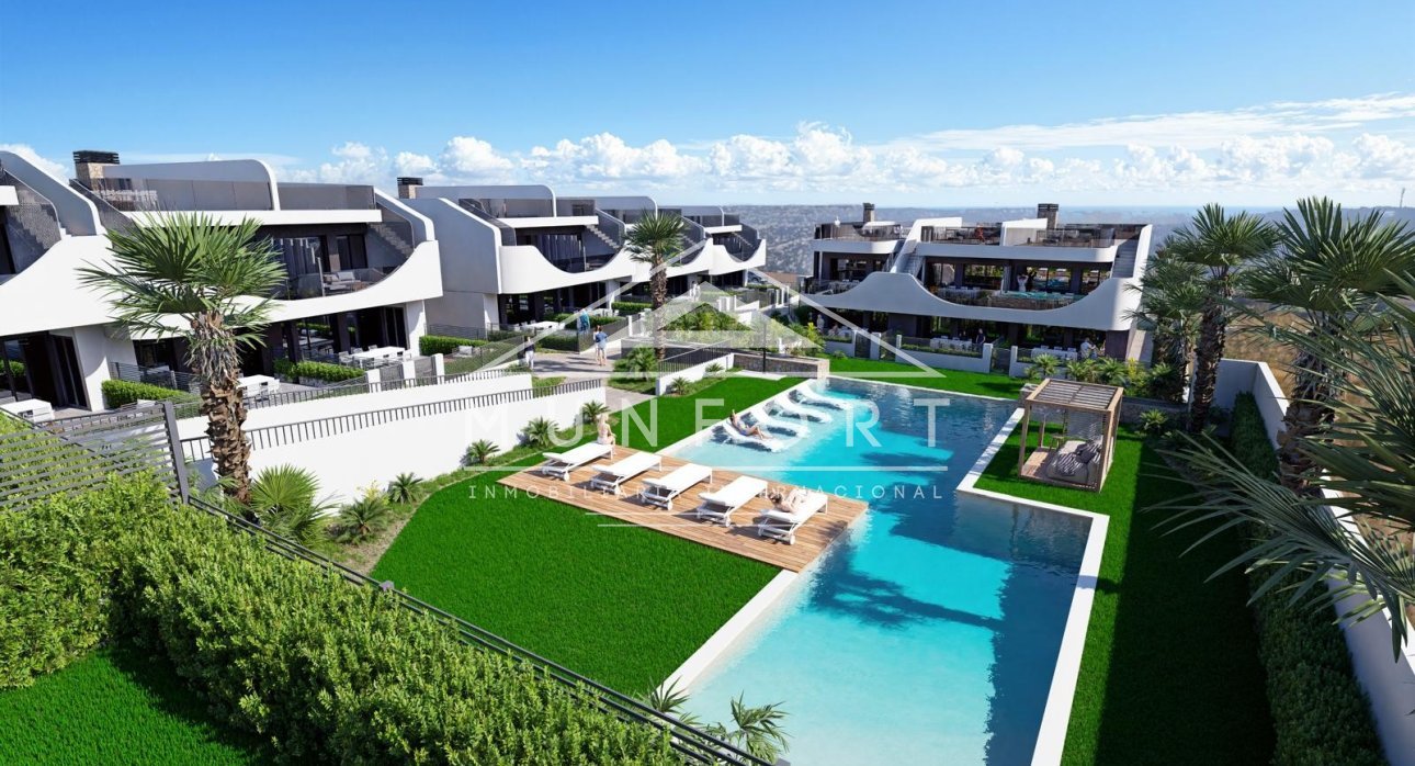 Resale - Bungalows -
San Miguel de Salinas - Ciudad de las Comunicaciones
