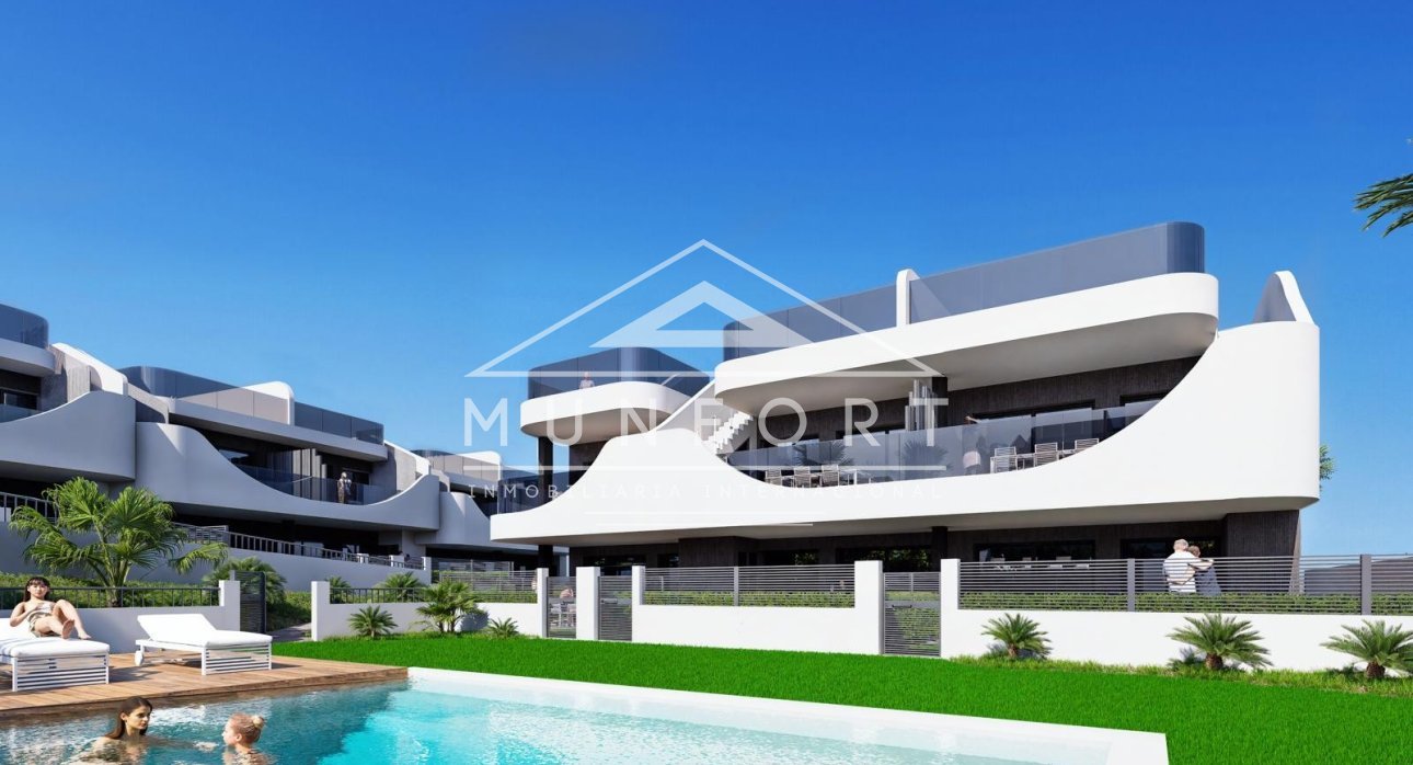 Resale - Bungalows -
San Miguel de Salinas - Ciudad de las Comunicaciones