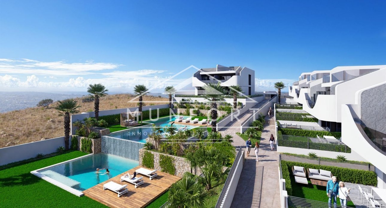 Resale - Bungalows -
San Miguel de Salinas - Ciudad de las Comunicaciones