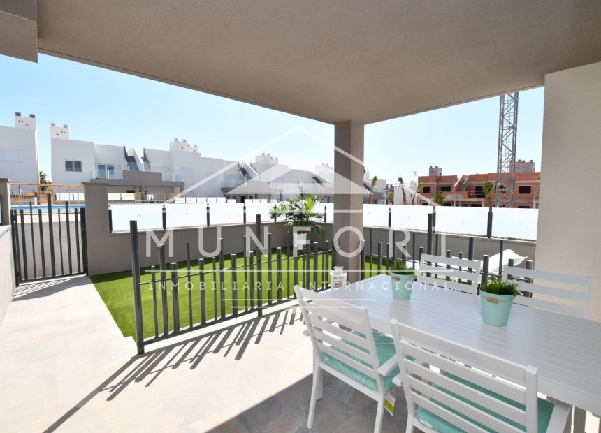 Resale - Bungalows -
San Miguel de Salinas