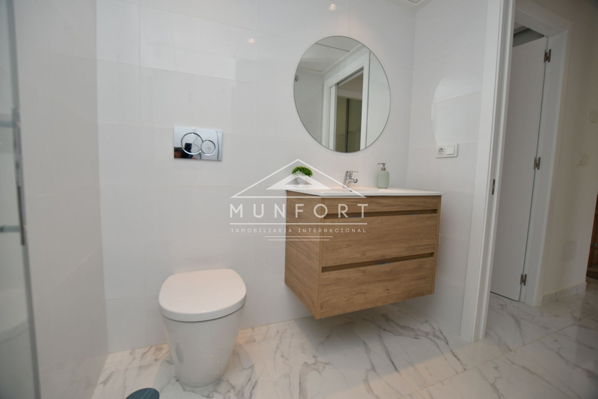 Resale - Bungalows -
San Miguel de Salinas