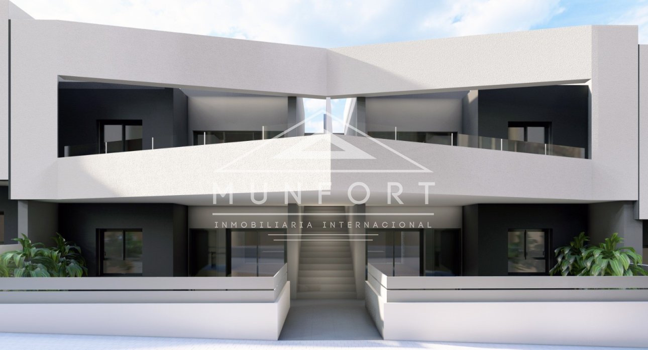 Resale - Bungalows -
San Miguel de Salinas