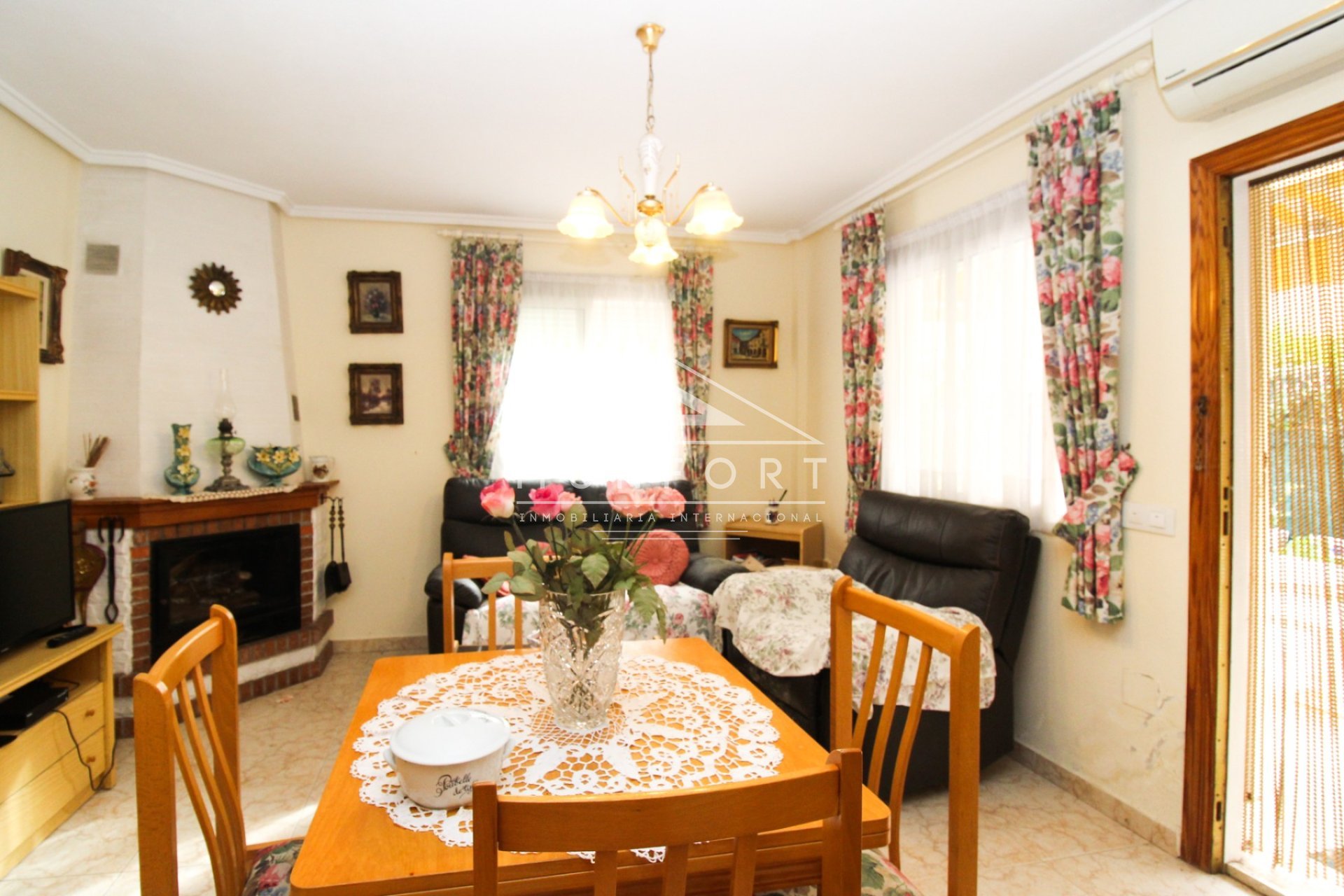 Resale - Bungalows -
Torrevieja - La Veleta - Torrevieja