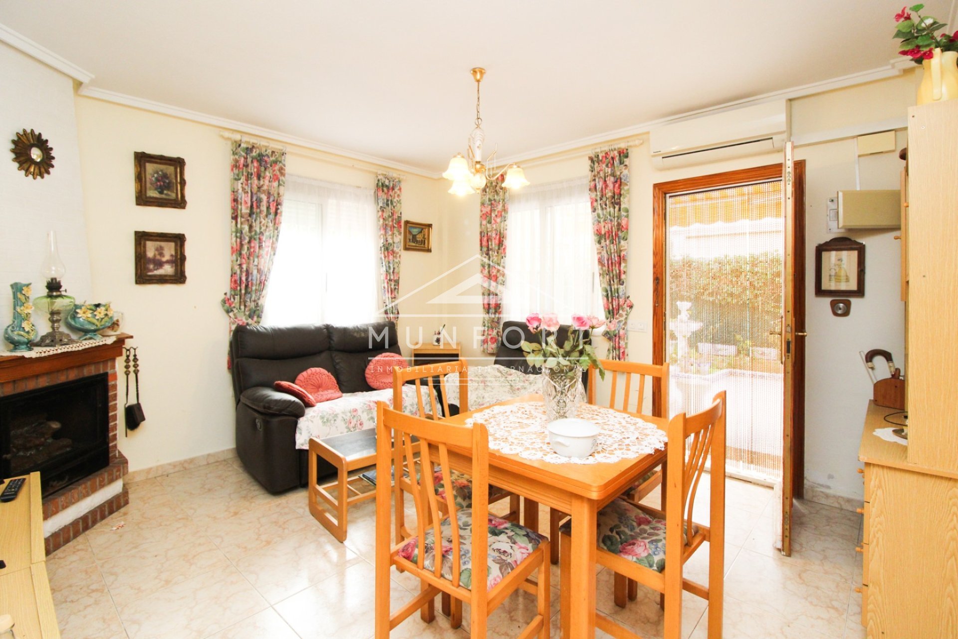 Resale - Bungalows -
Torrevieja - La Veleta - Torrevieja