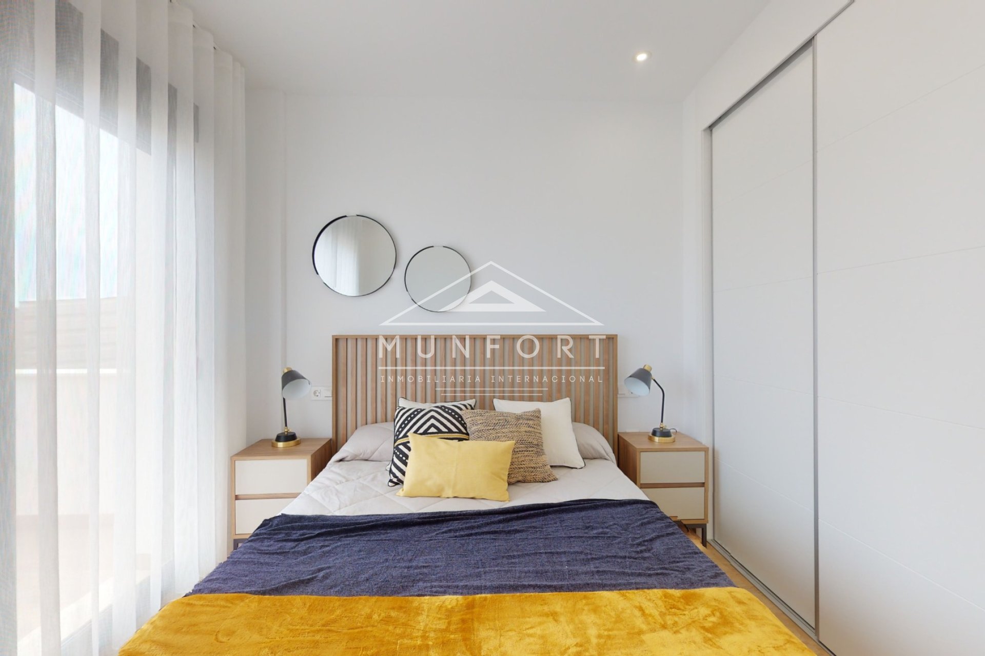 Resale - Bungalows -
Torrevieja