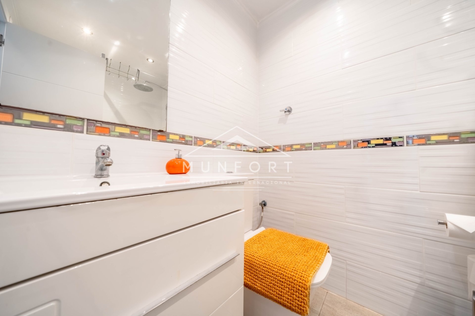 Resale - Bungalows -
Villamartin