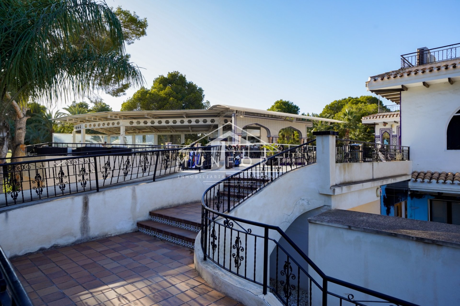 Resale - Bungalows -
Villamartin