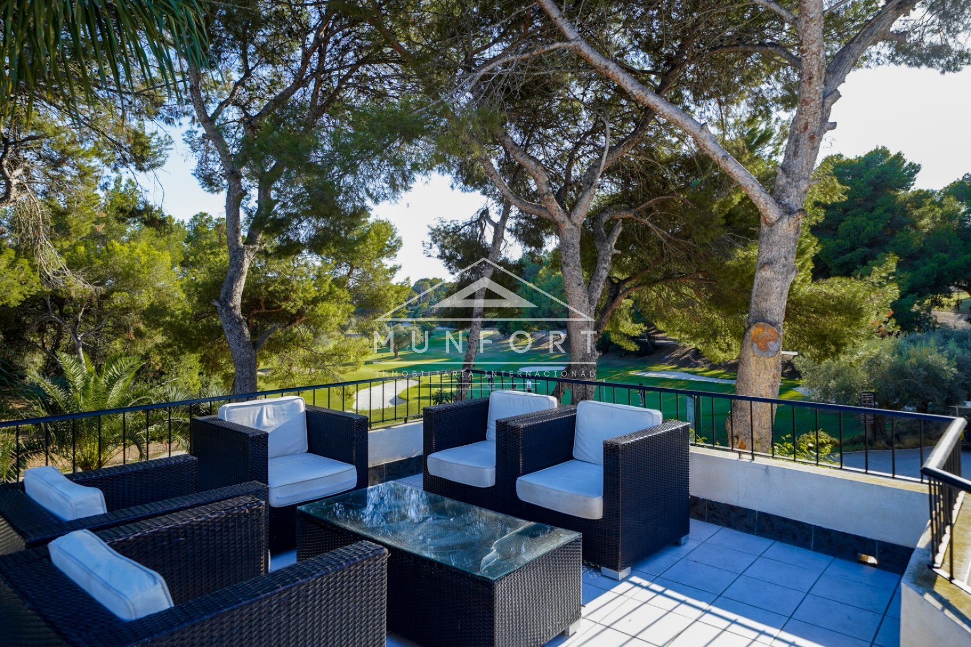 Resale - Bungalows -
Villamartin