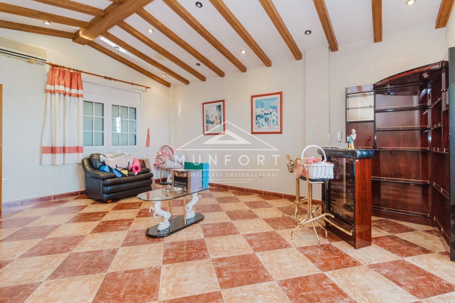 Resale - Commercial premises -
Alcázares, Los