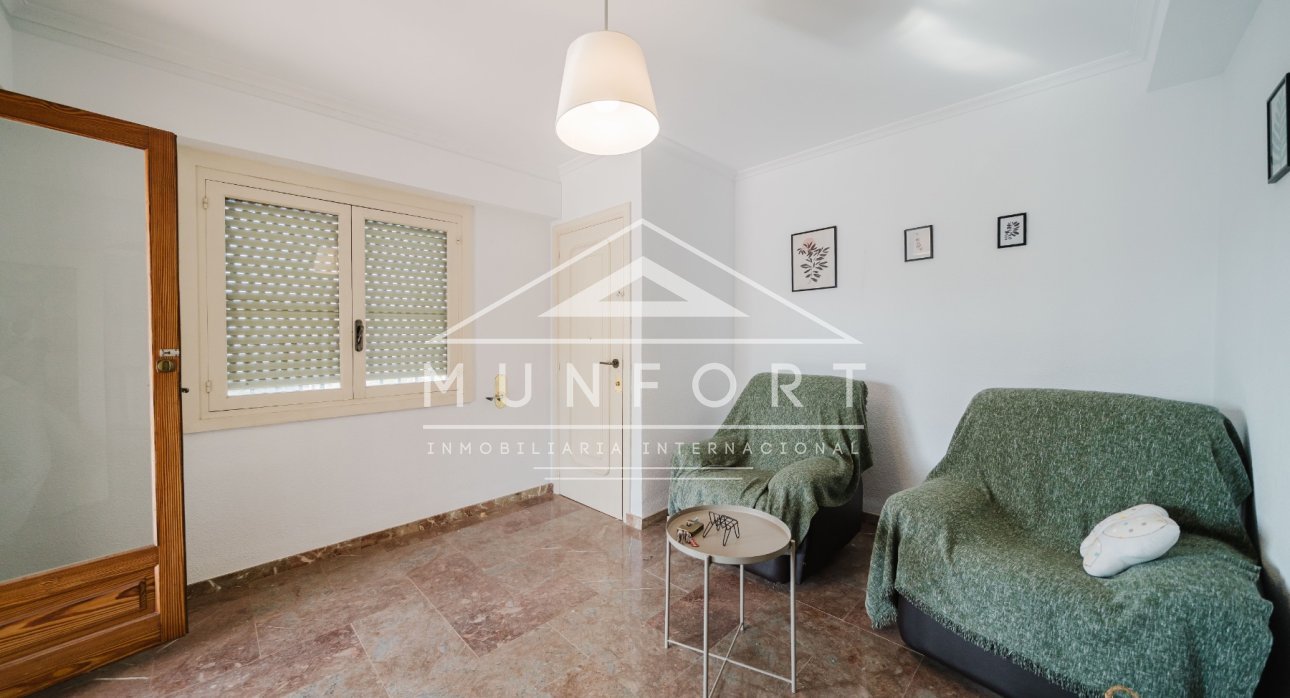 Resale - Commercial premises -
ALICANTE - Alicante