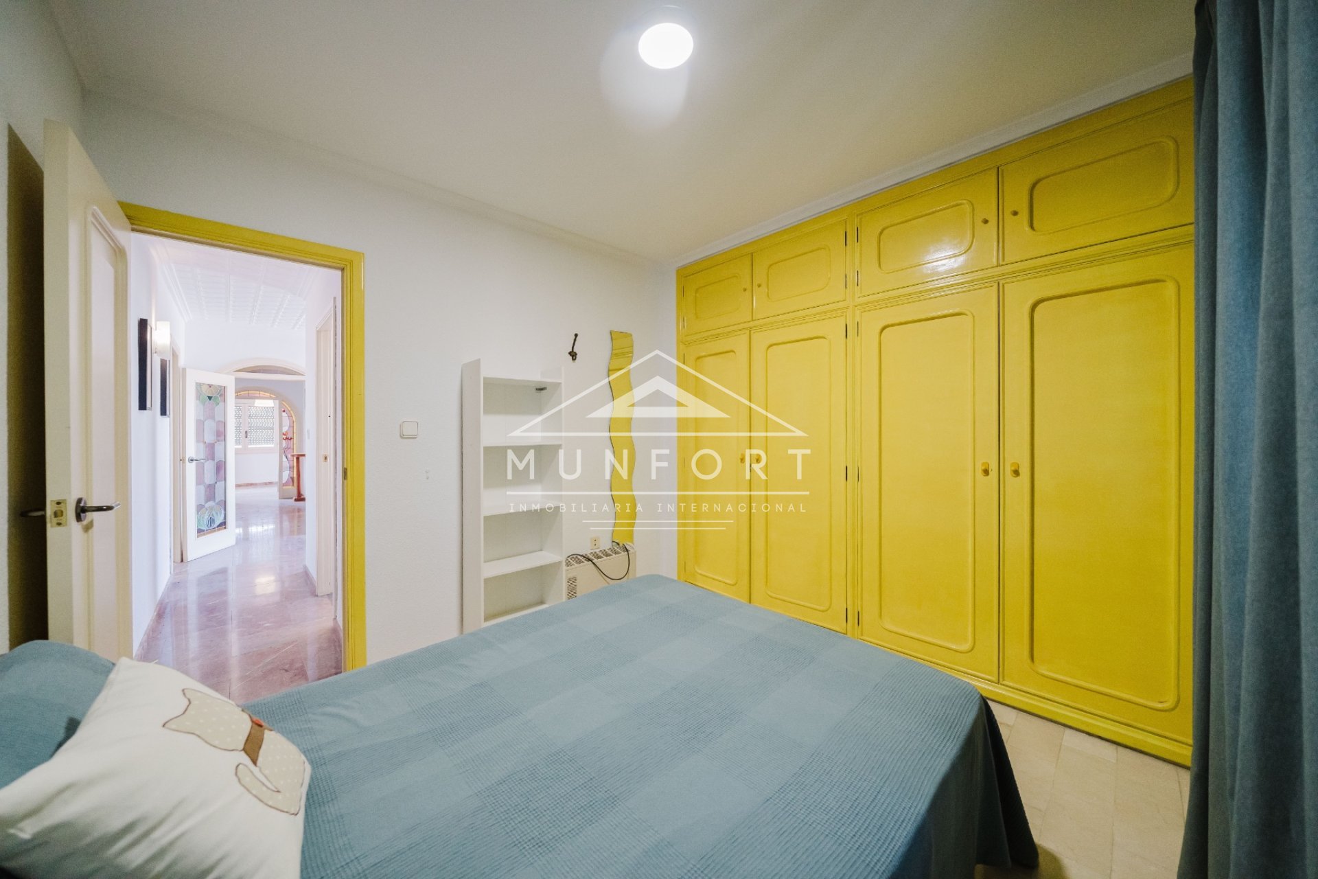 Resale - Commercial premises -
ALICANTE - Alicante