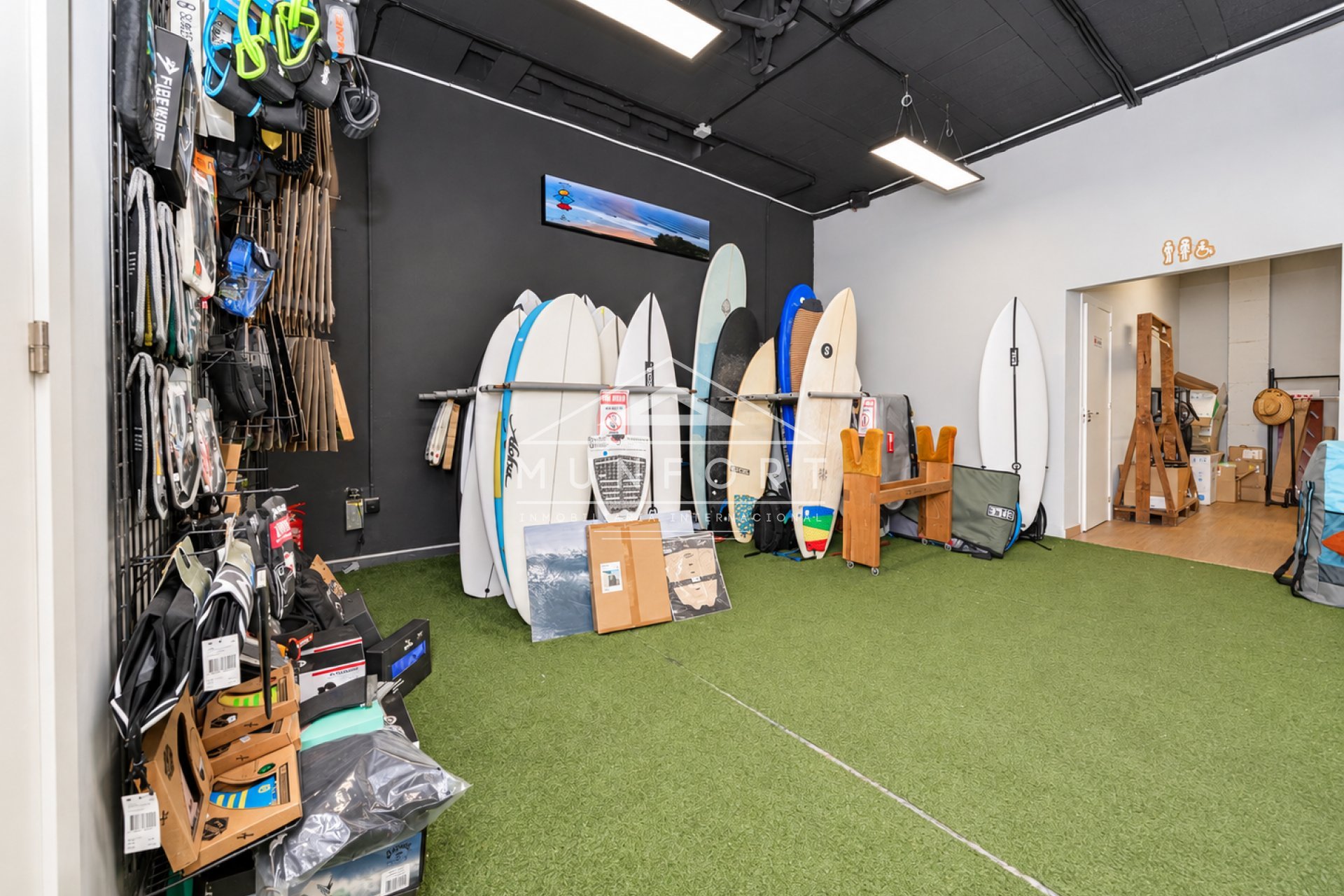 Resale - Commercial premises -
Guardamar del Segura