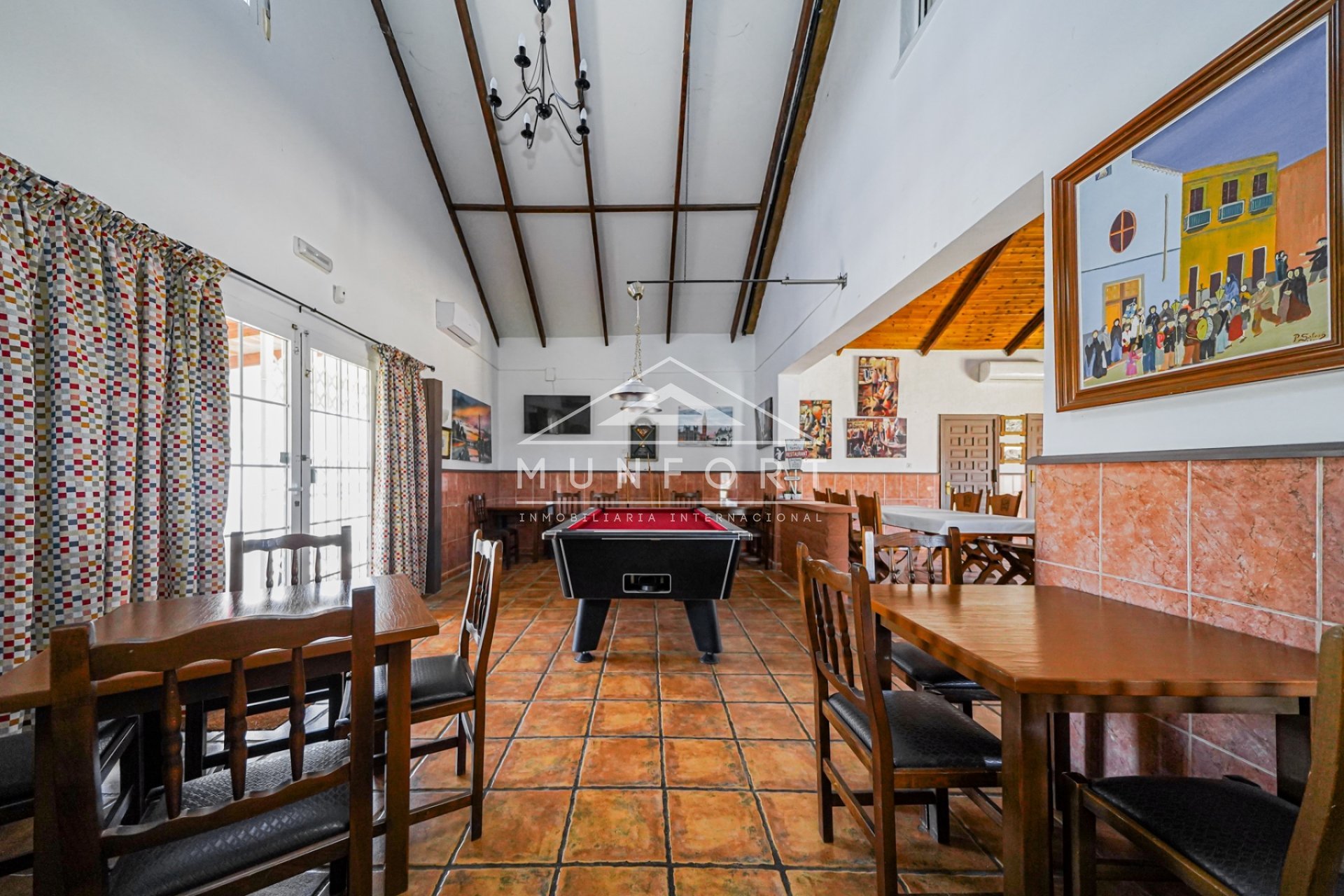 Resale - Commercial premises -
Murcia - GEA Y TRUYOLS