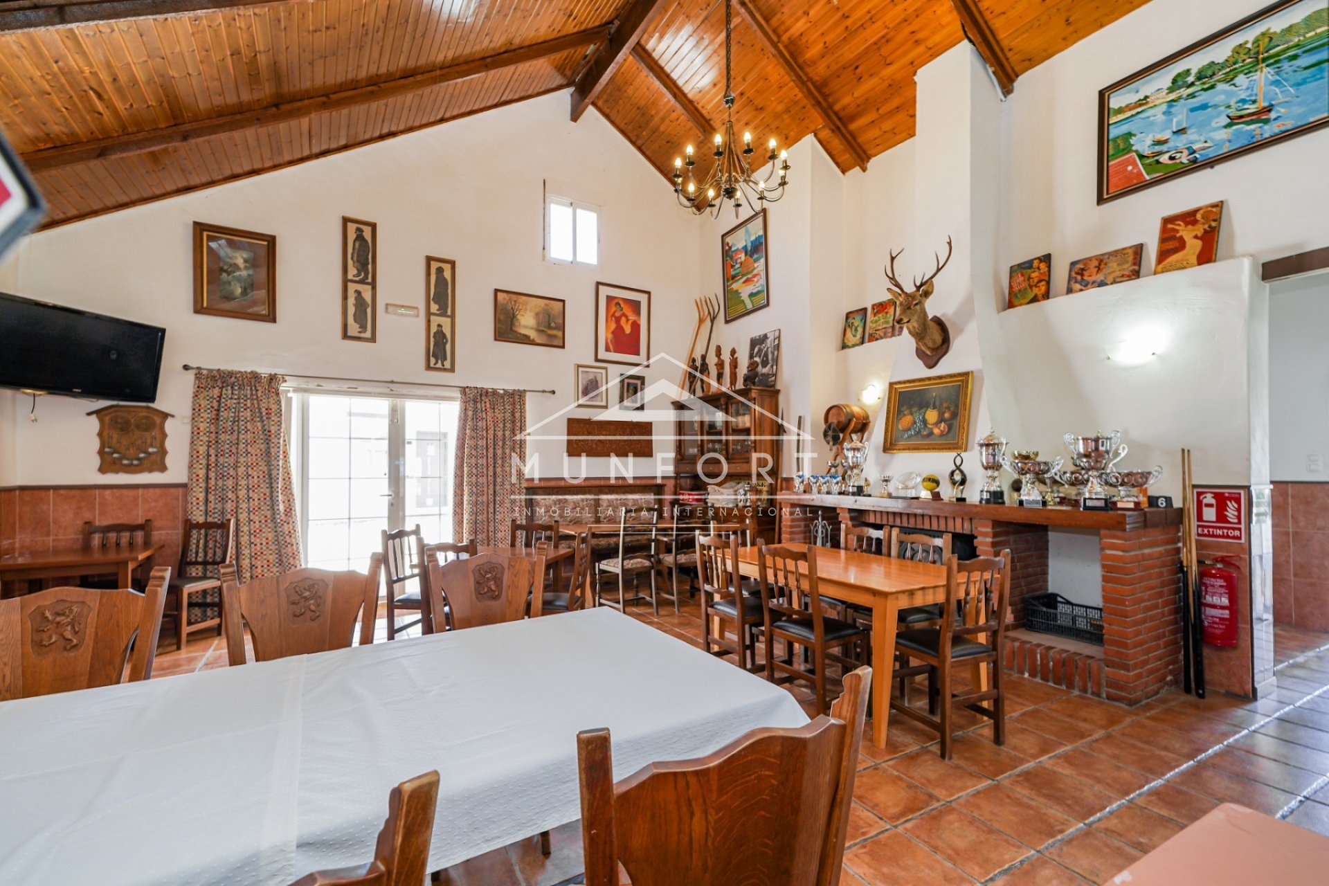 Resale - Commercial premises -
Murcia - GEA Y TRUYOLS