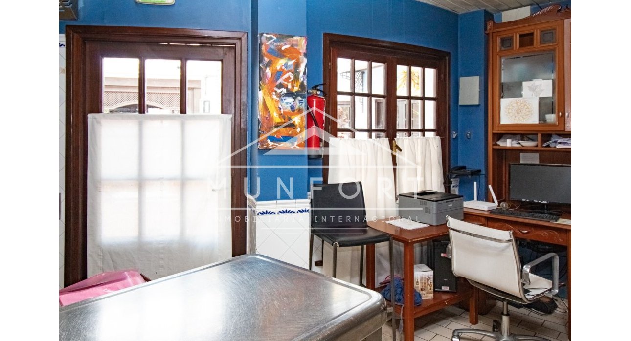 Resale - Commercial premises -
Orihuela Costa - Dehesa de Campoamor