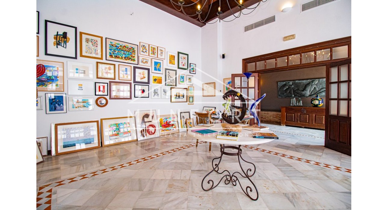 Resale - Commercial premises -
Orihuela Costa - Dehesa de Campoamor