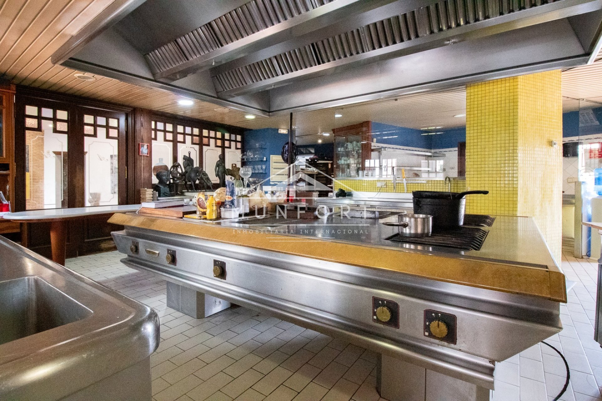 Resale - Commercial premises -
Orihuela Costa - Dehesa de Campoamor