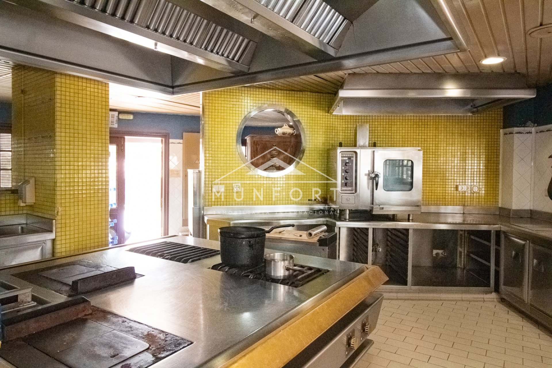 Resale - Commercial premises -
Orihuela Costa - Dehesa de Campoamor