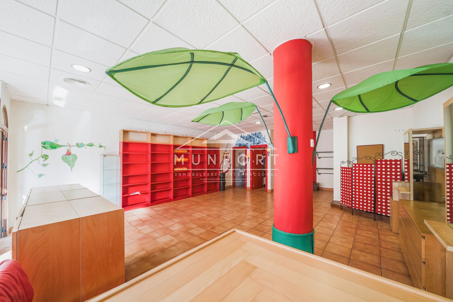 Resale - Commercial premises -
Pilar de la Horadada