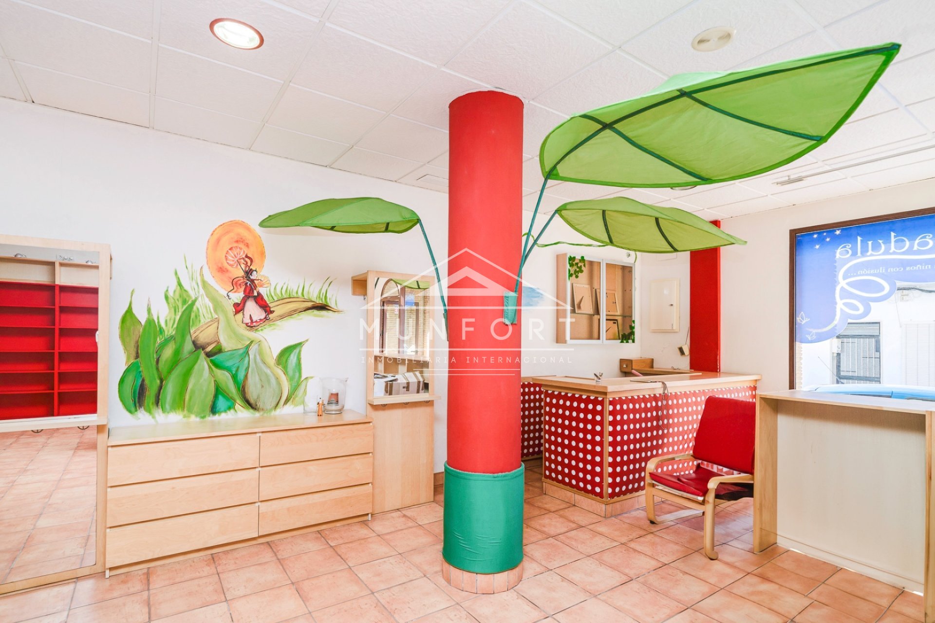 Resale - Commercial premises -
Pilar de la Horadada