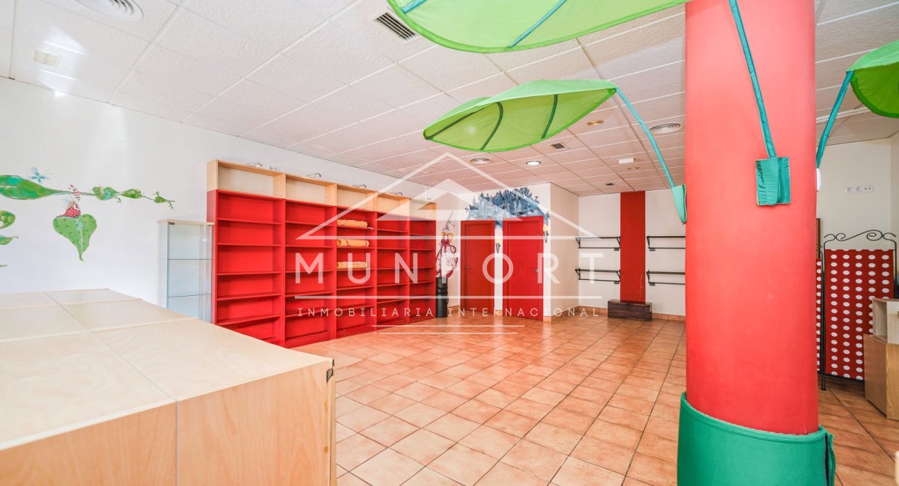 Resale - Commercial premises -
Pilar de la Horadada