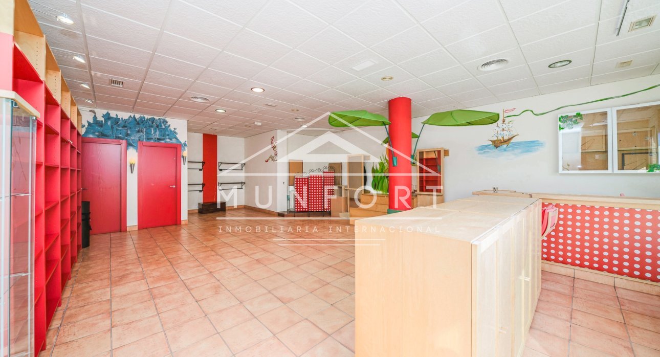 Resale - Commercial premises -
Pilar de la Horadada