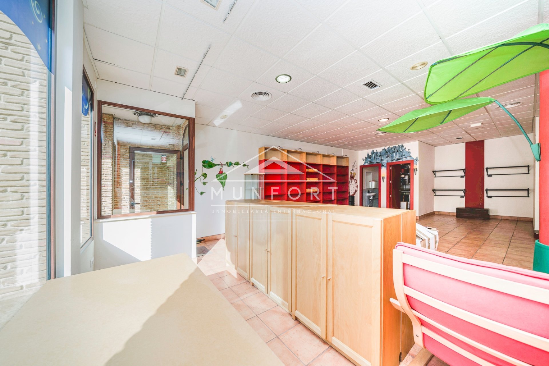 Resale - Commercial premises -
Pilar de la Horadada