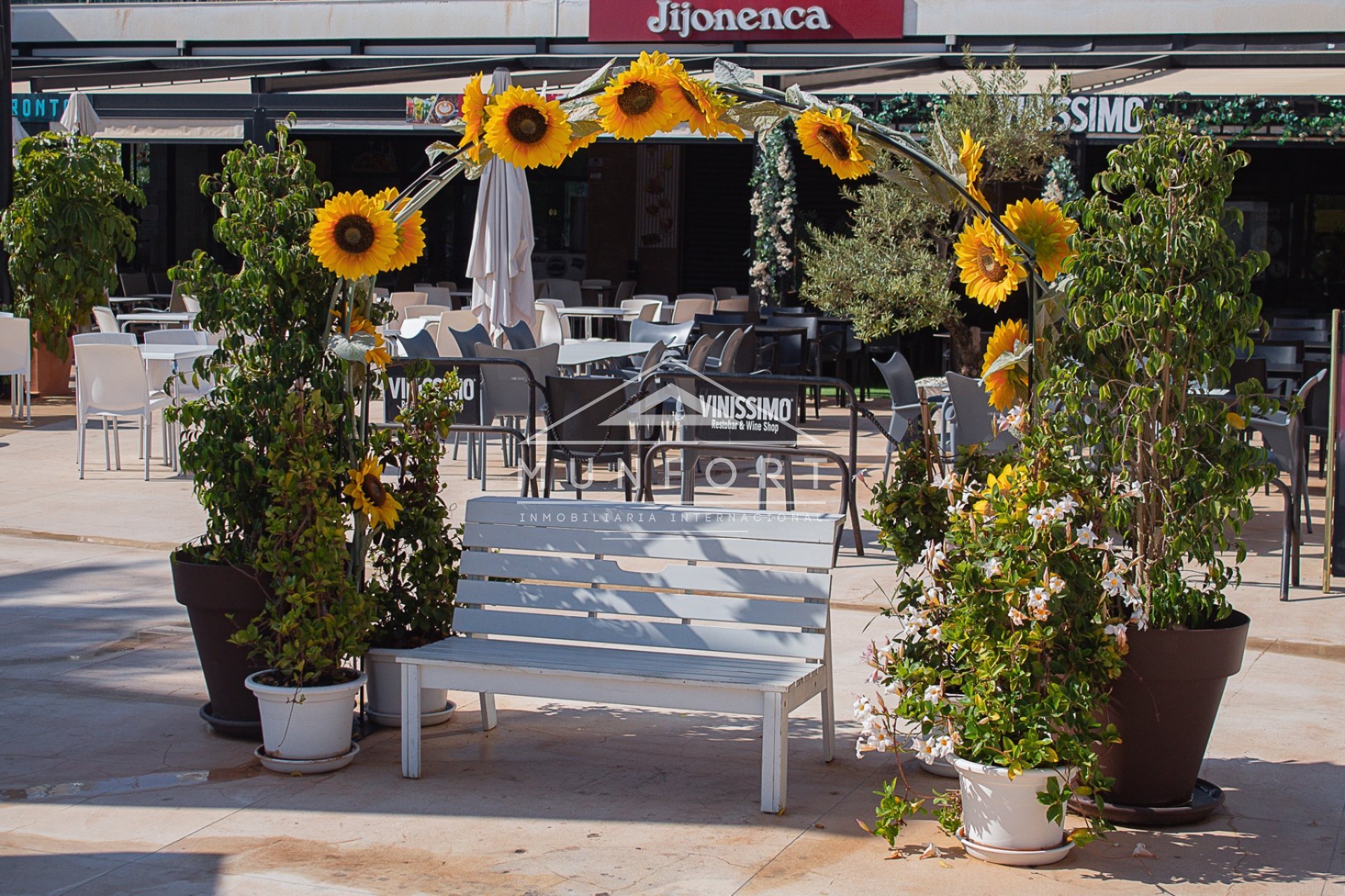 Resale - Commercial premises -
Pilar de la Horadada