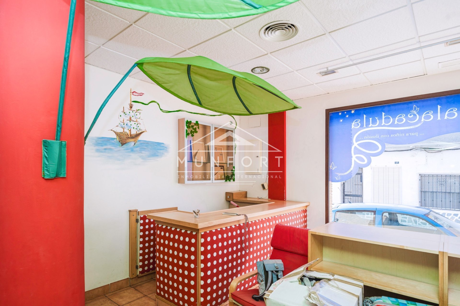 Resale - Commercial premises -
Pilar de la Horadada