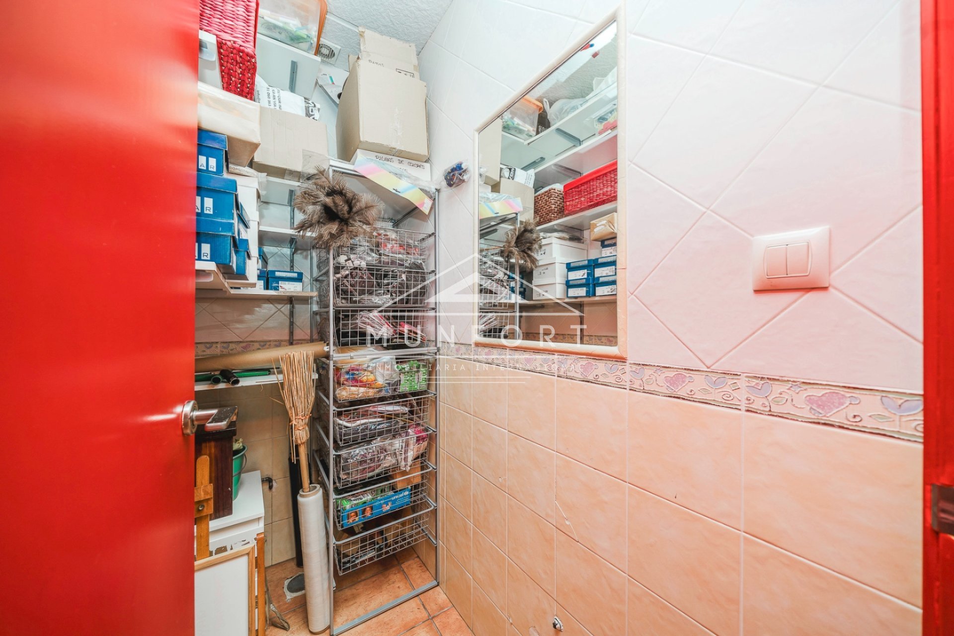 Resale - Commercial premises -
Pilar de la Horadada