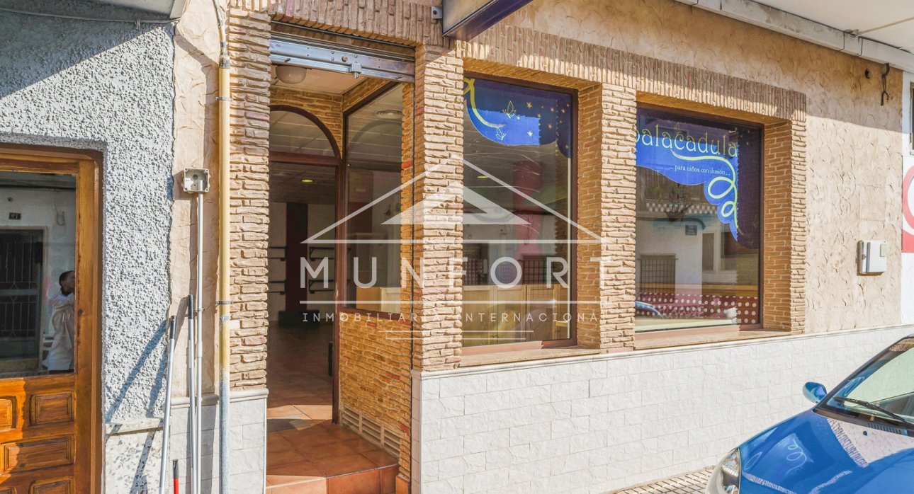 Resale - Commercial premises -
Pilar de la Horadada