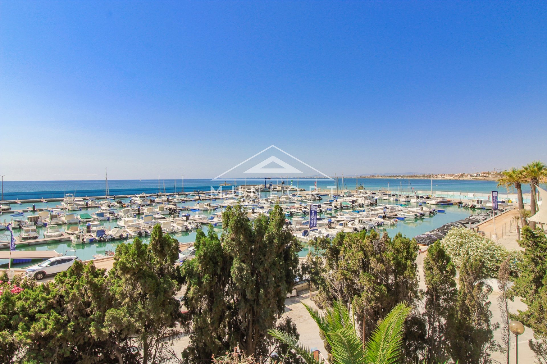 Resale - Commercial premises -
Pilar de la Horadada