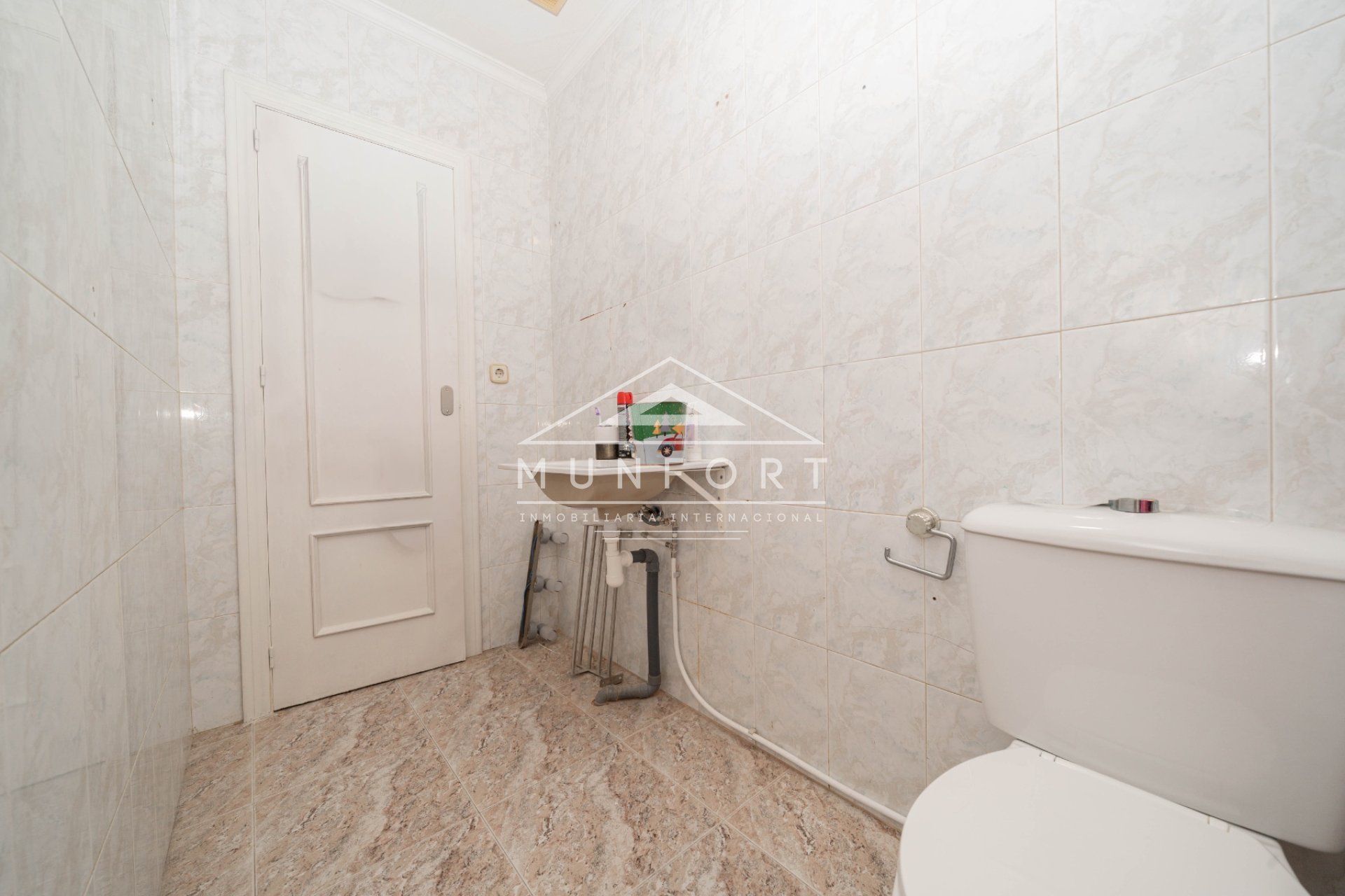 Resale - Commercial premises -
Pilar de la Horadada