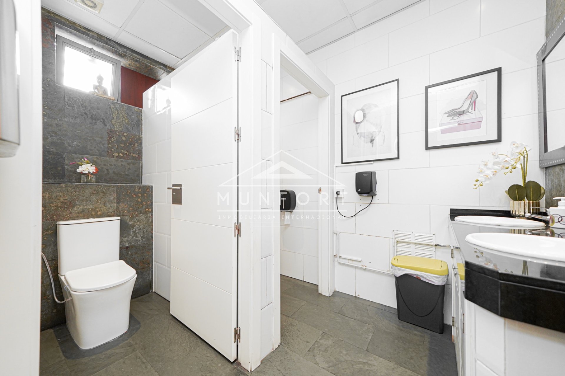 Resale - Commercial premises -
San Pedro del Pinatar