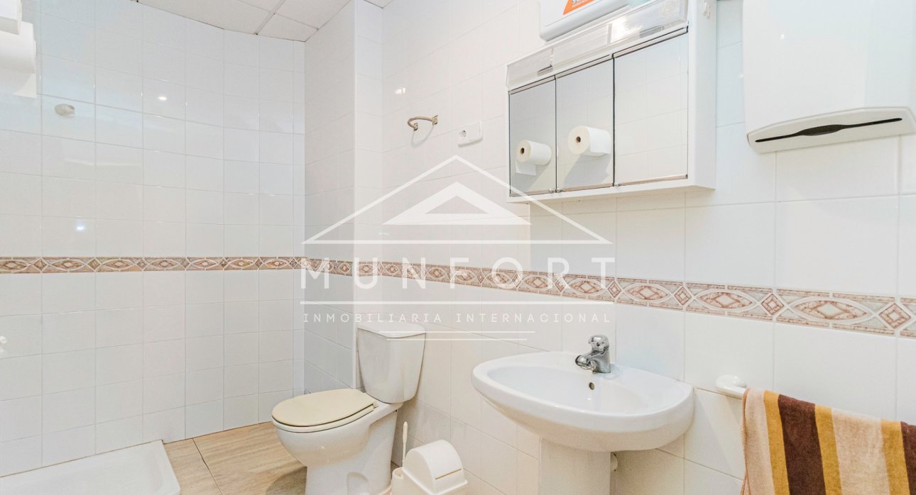 Resale - Commercial premises -
San Pedro del Pinatar