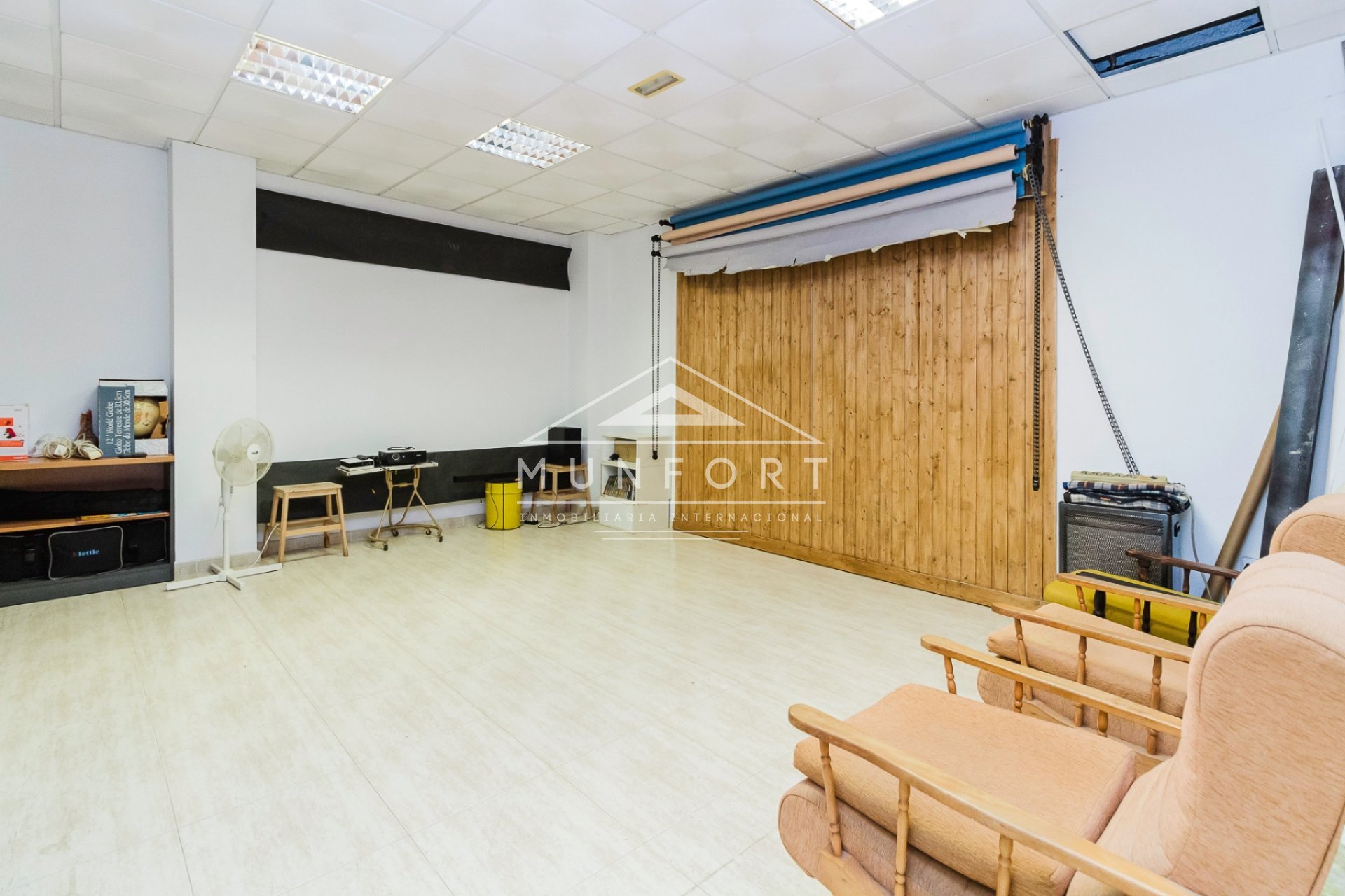 Resale - Commercial premises -
San Pedro del Pinatar