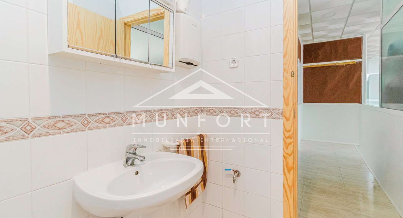 Resale - Commercial premises -
San Pedro del Pinatar