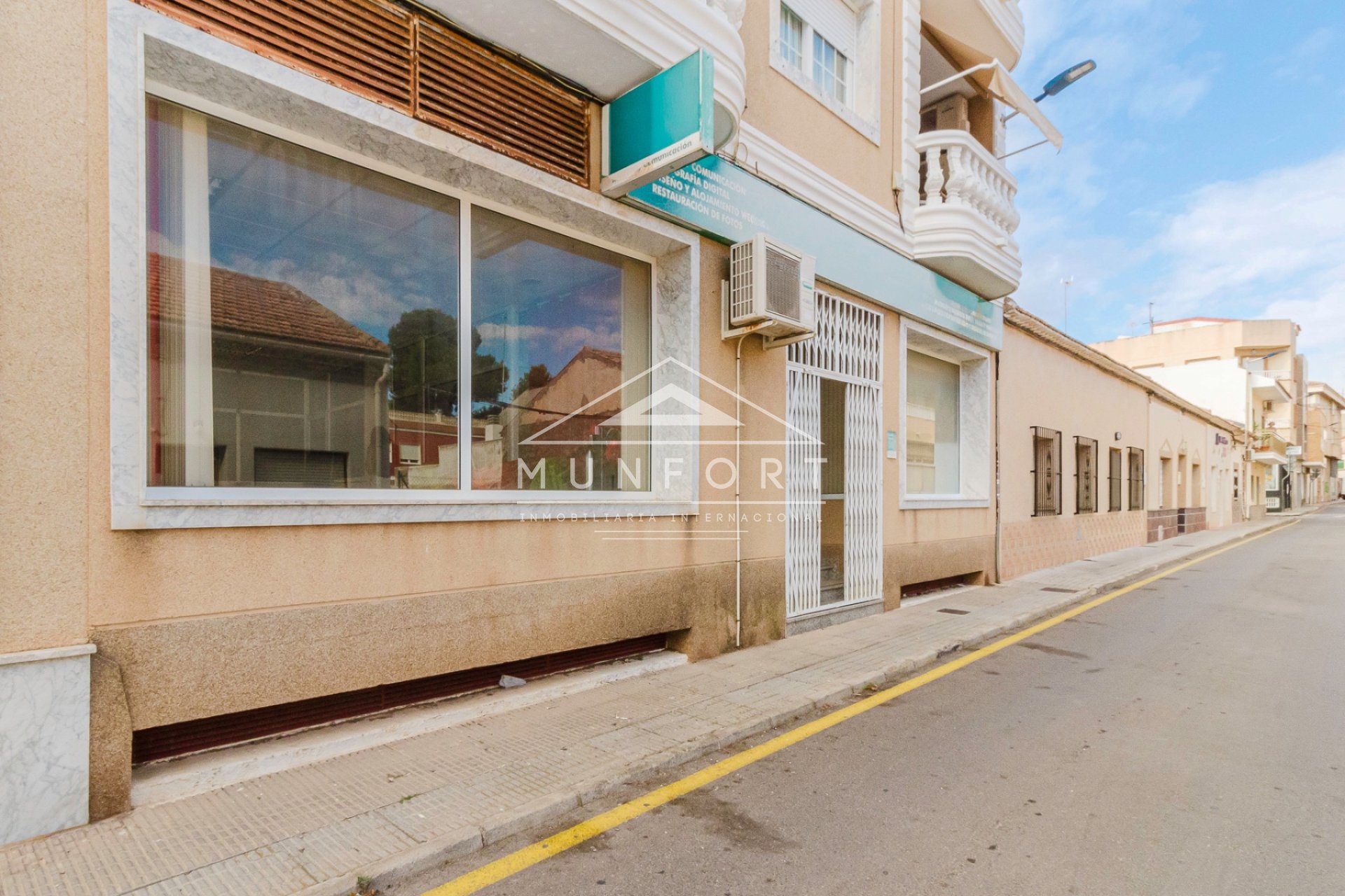Resale - Commercial premises -
San Pedro del Pinatar