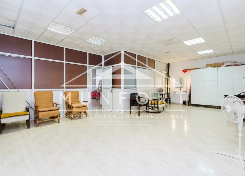 Resale - Commercial premises -
San Pedro del Pinatar