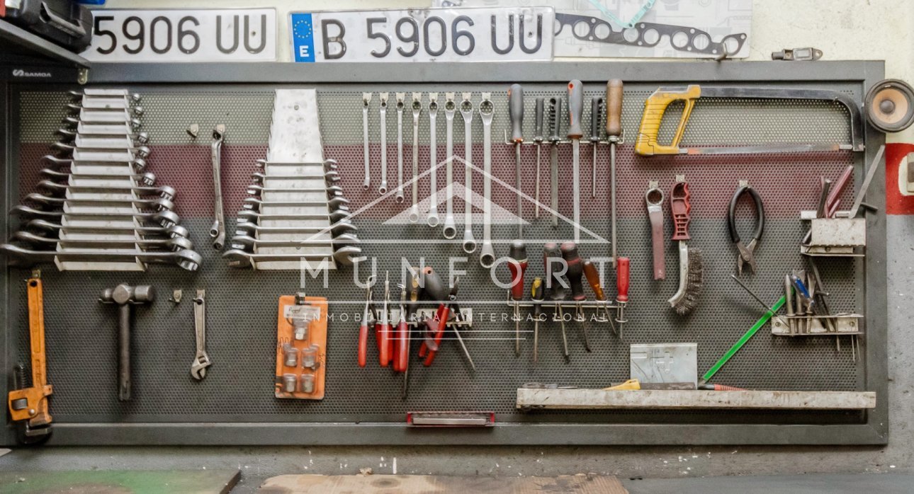 Resale - Commercial premises -
Torrevieja - Centro - Torrevieja