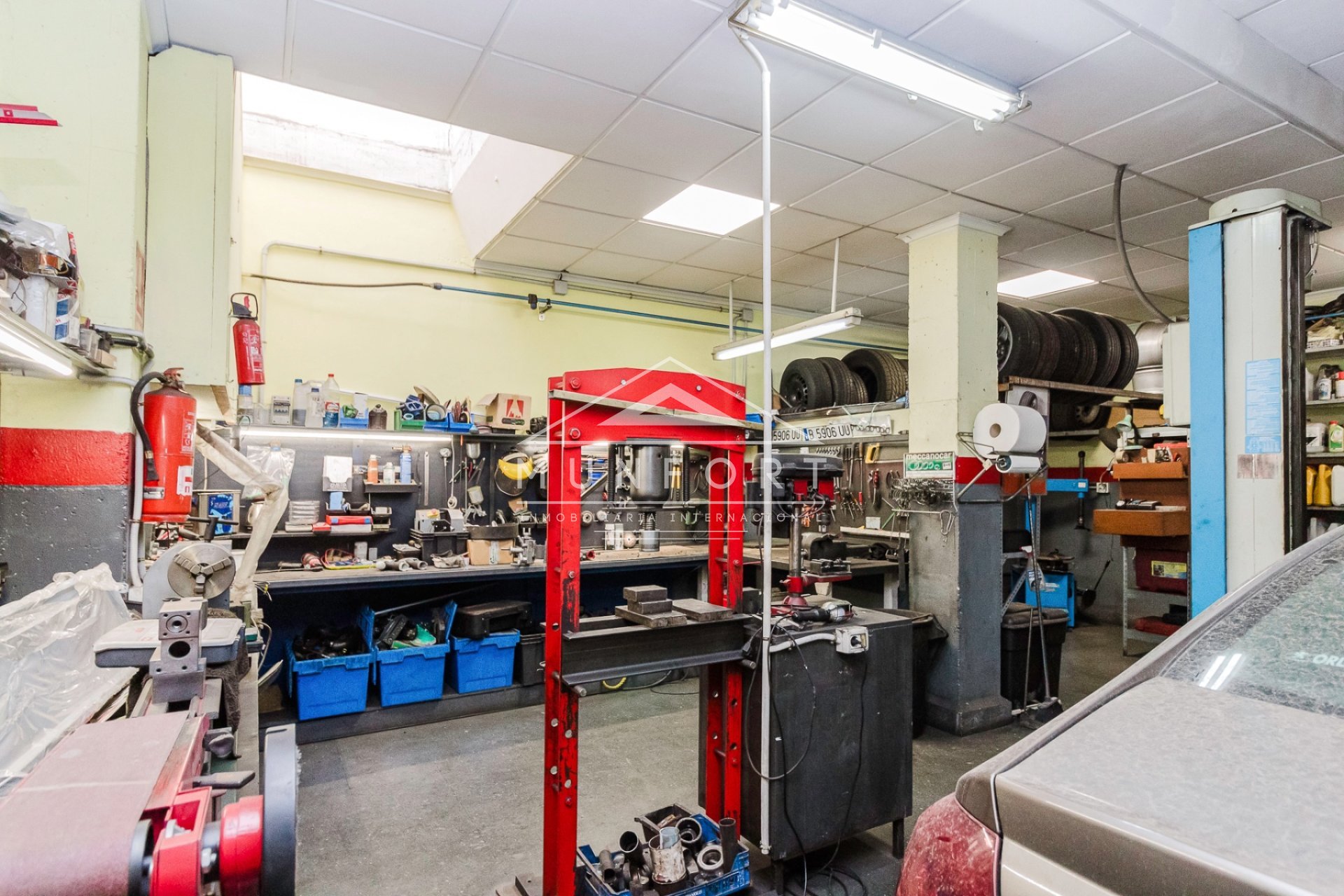 Resale - Commercial premises -
Torrevieja - Centro - Torrevieja