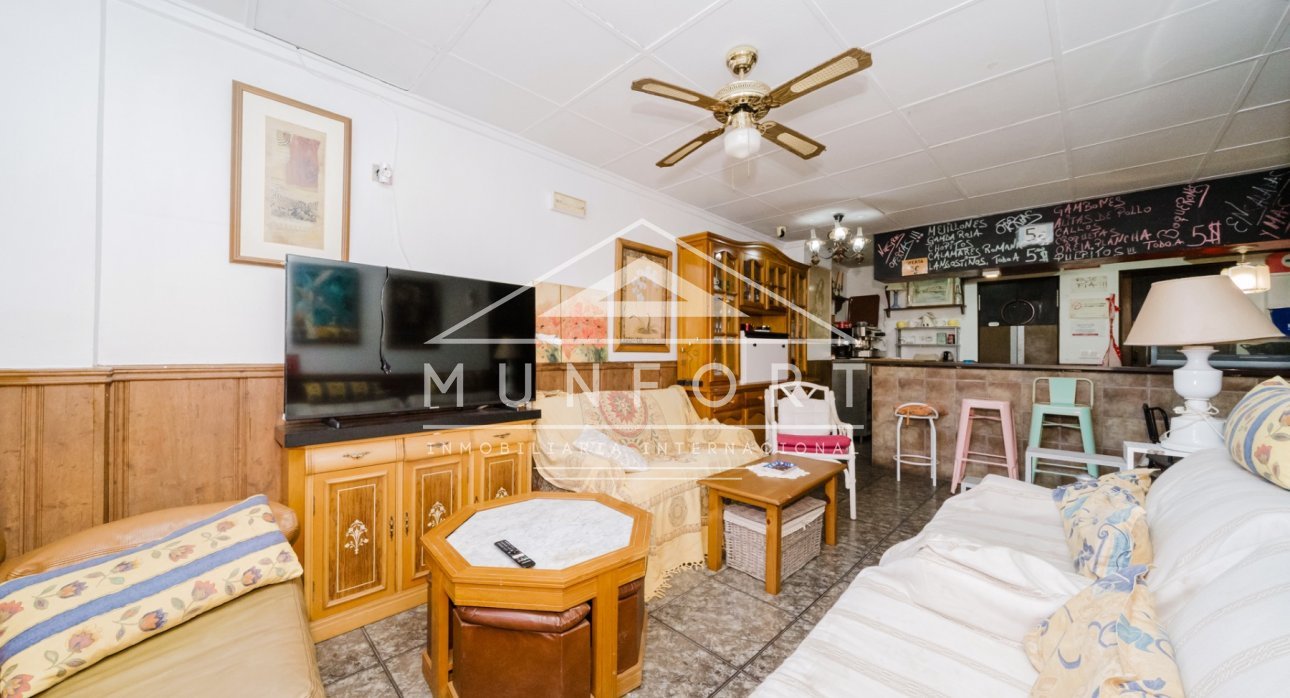 Resale - Commercial premises -
Torrevieja - Centro - Torrevieja