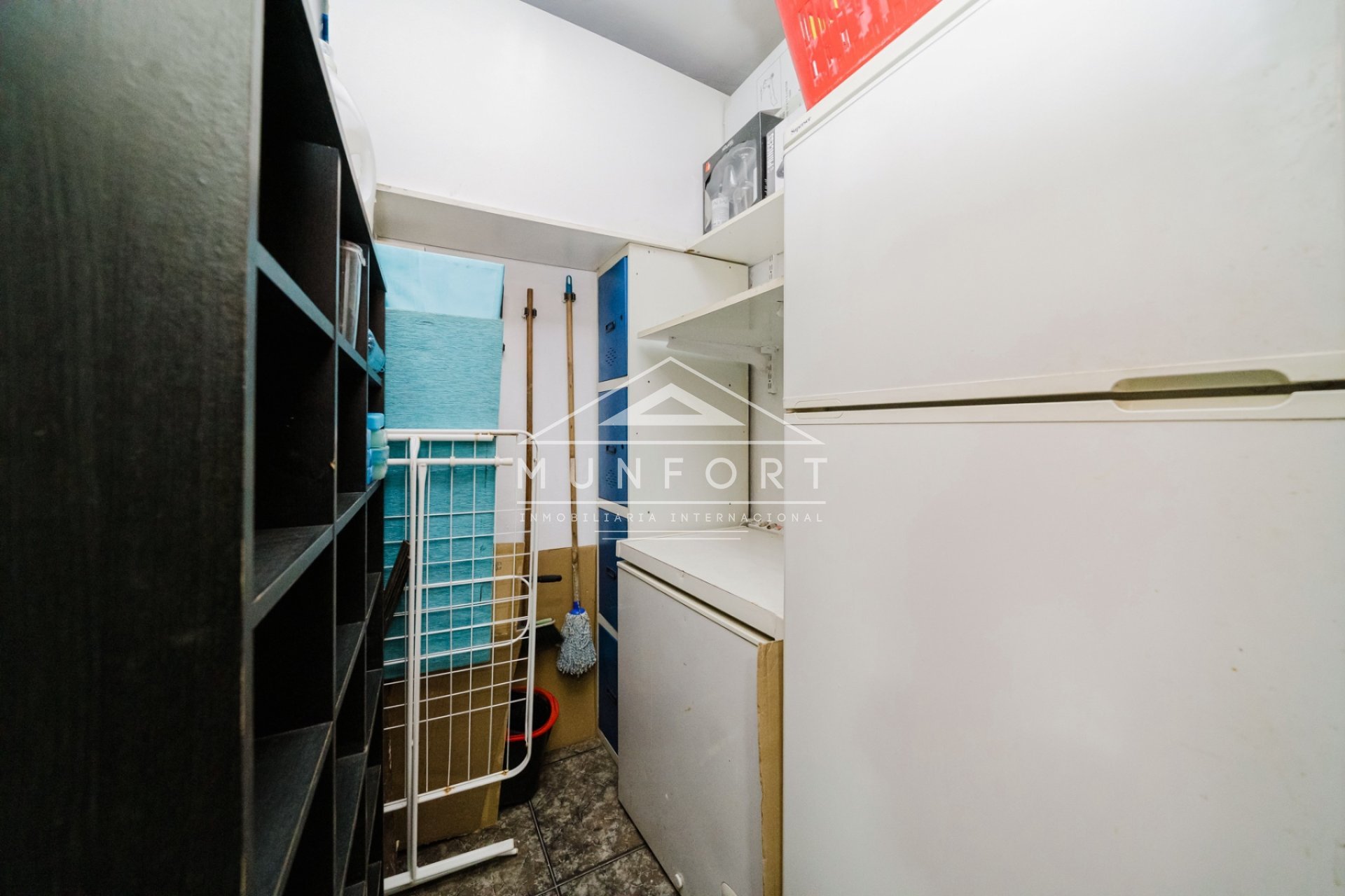 Resale - Commercial premises -
Torrevieja - Centro - Torrevieja