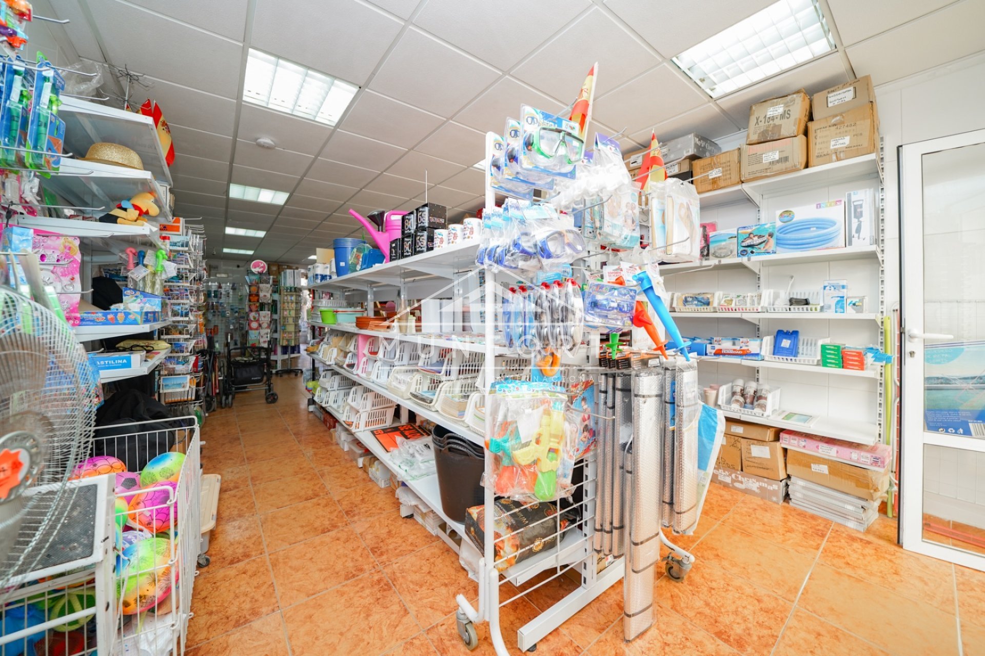 Resale - Commercial premises -
Torrevieja - El Salado - Torrevieja