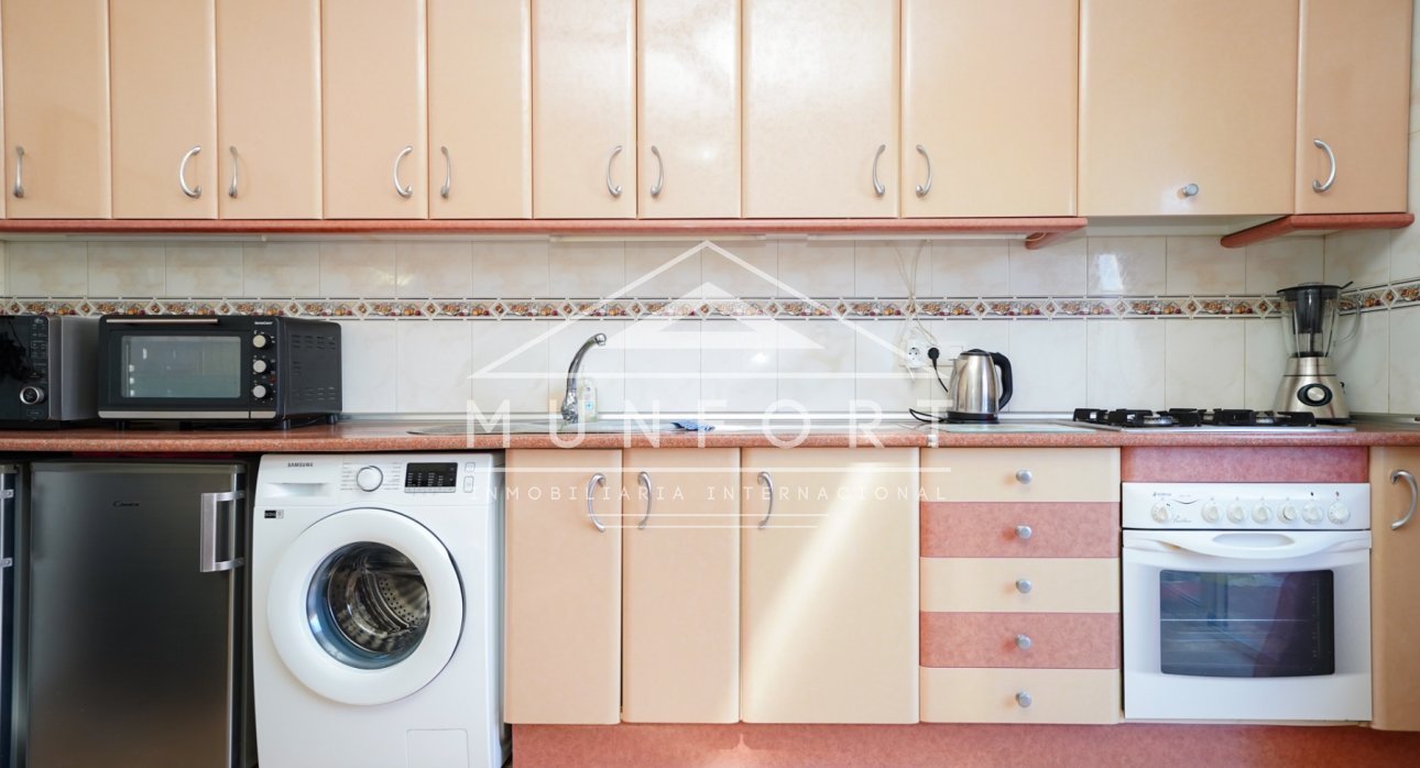 Resale - Commercial premises -
Torrevieja - El Salado - Torrevieja