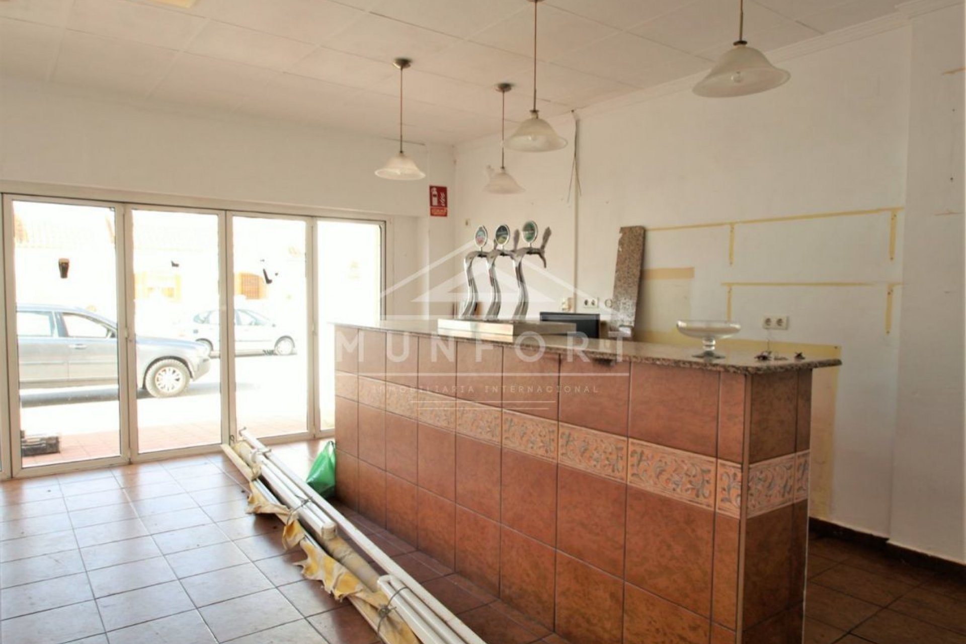 Resale - Commercial premises -
Torrevieja - La Torreta - Torrevieja