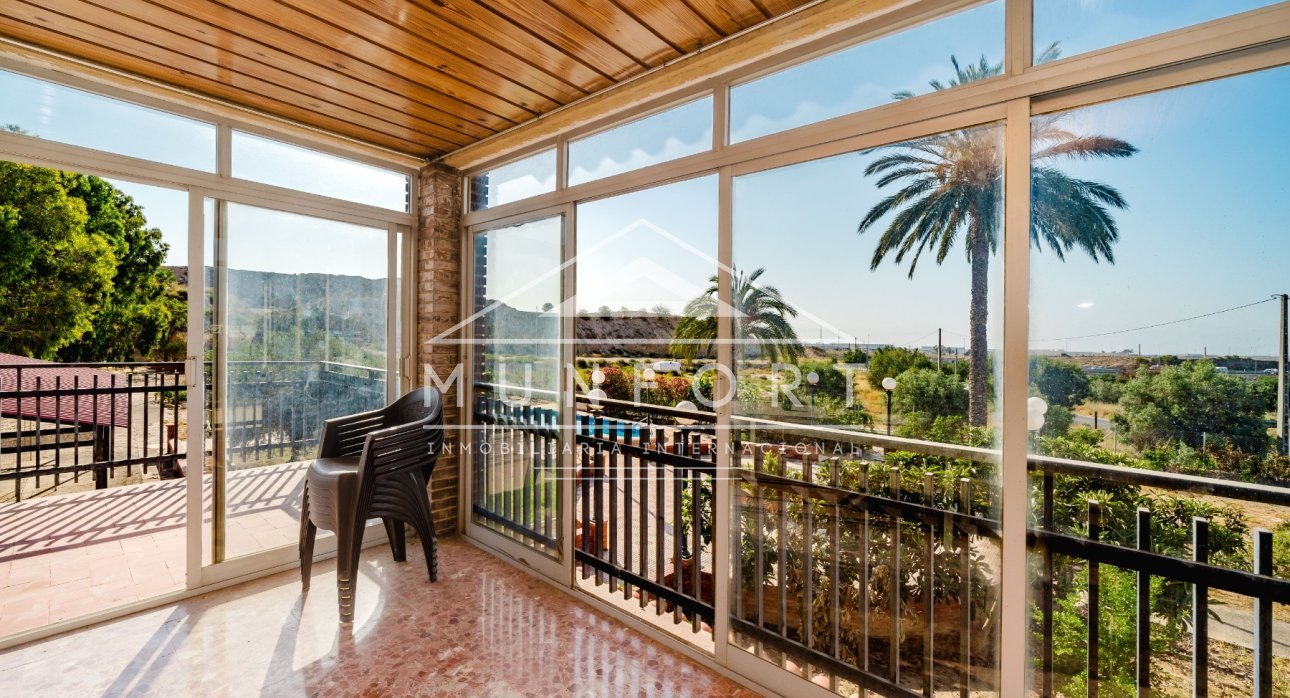 Resale - Country Houses -
ALICANTE - Alicante